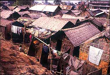 Dhaka Slum (Photo Credit: Changemakers.net)