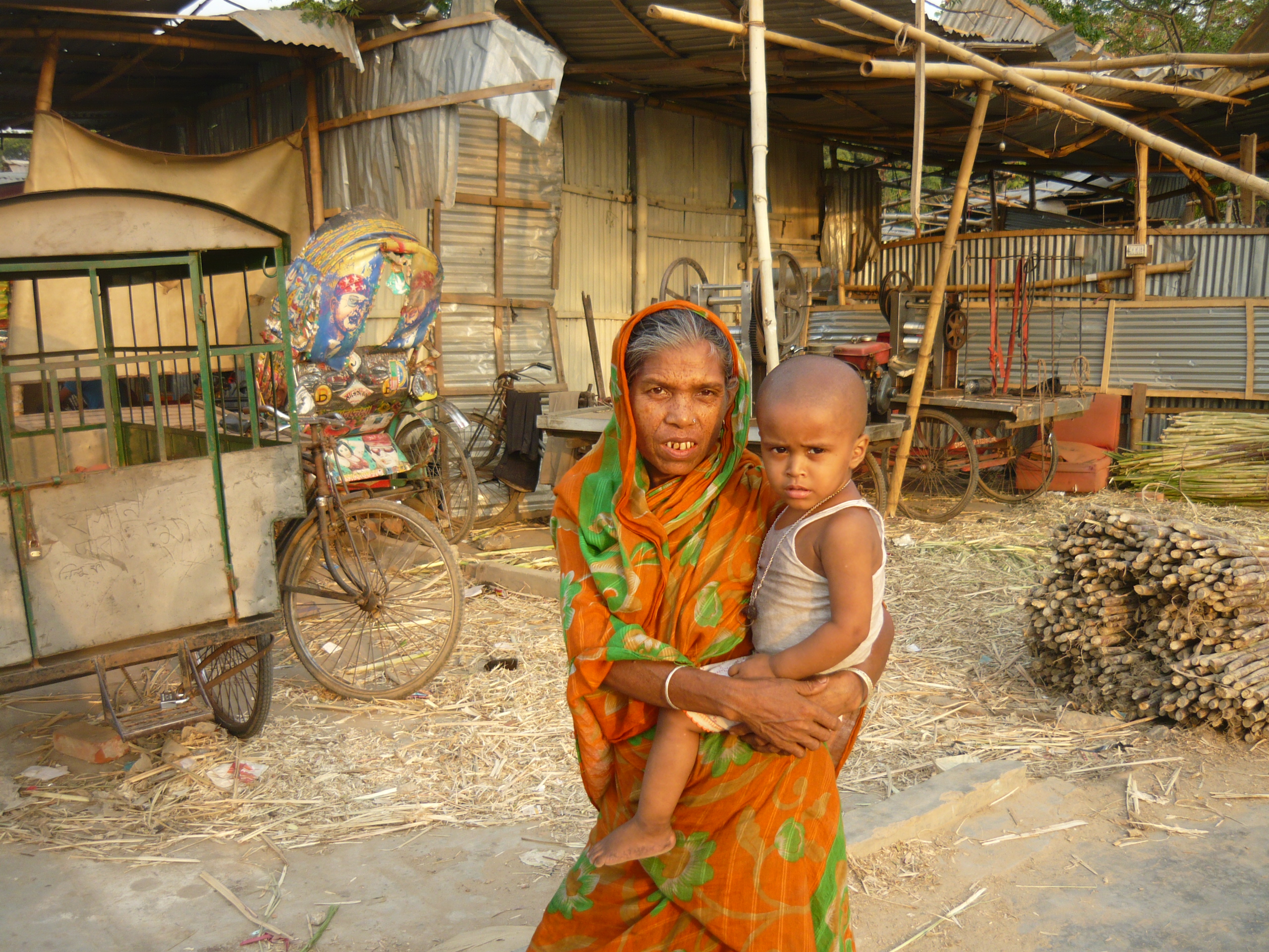 A Beautifully Dressed Lady in a Dhaka Slum (Photo Credit: Tithe Farhana)